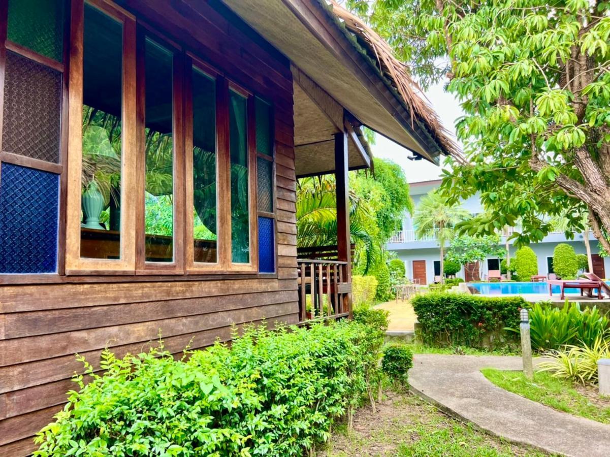 Bora Bora Villa Phuket Чалонг Екстер'єр фото